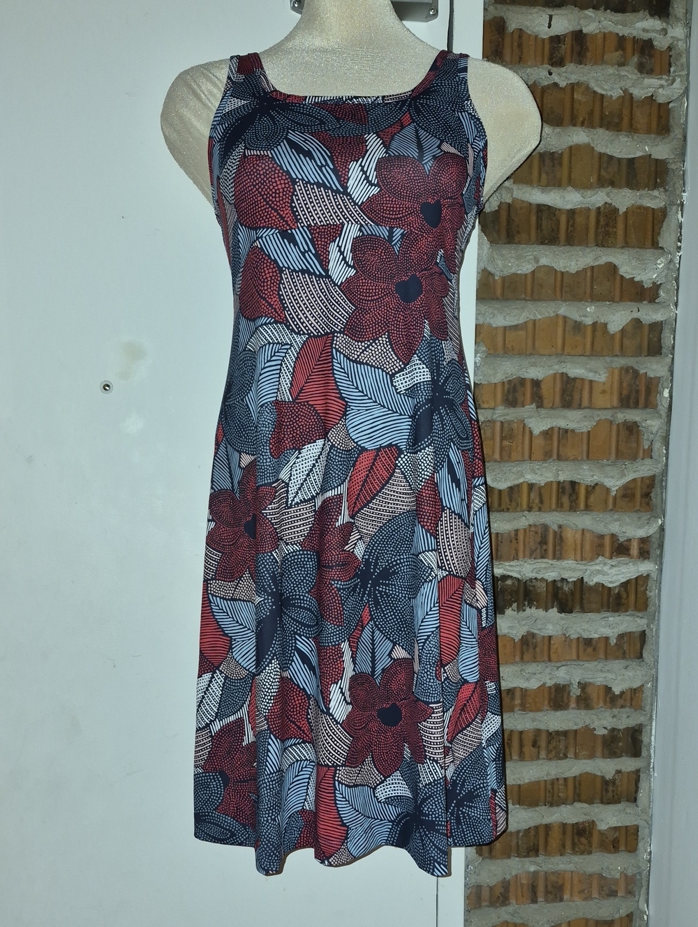 Columbia Omni-Freeze Advanced Cooling PFG Tank Dress Size M Medium